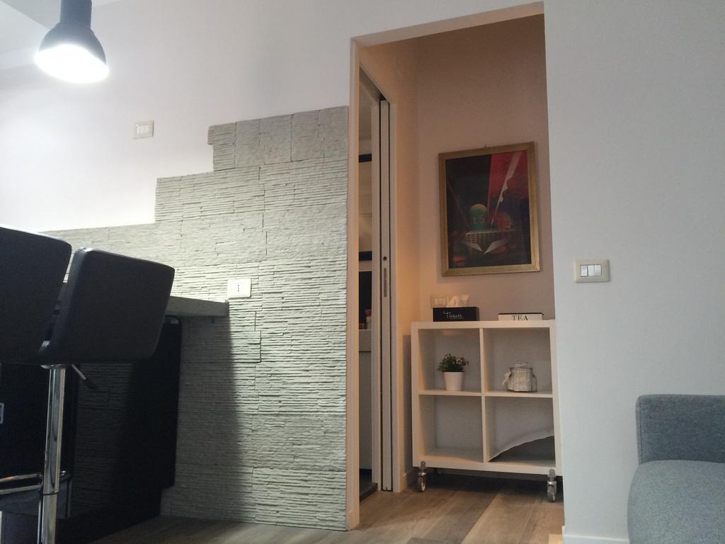 Kibilu - Via Confalonieri - Stazione Garibaldi - Zona Isola Milano Phòng bức ảnh