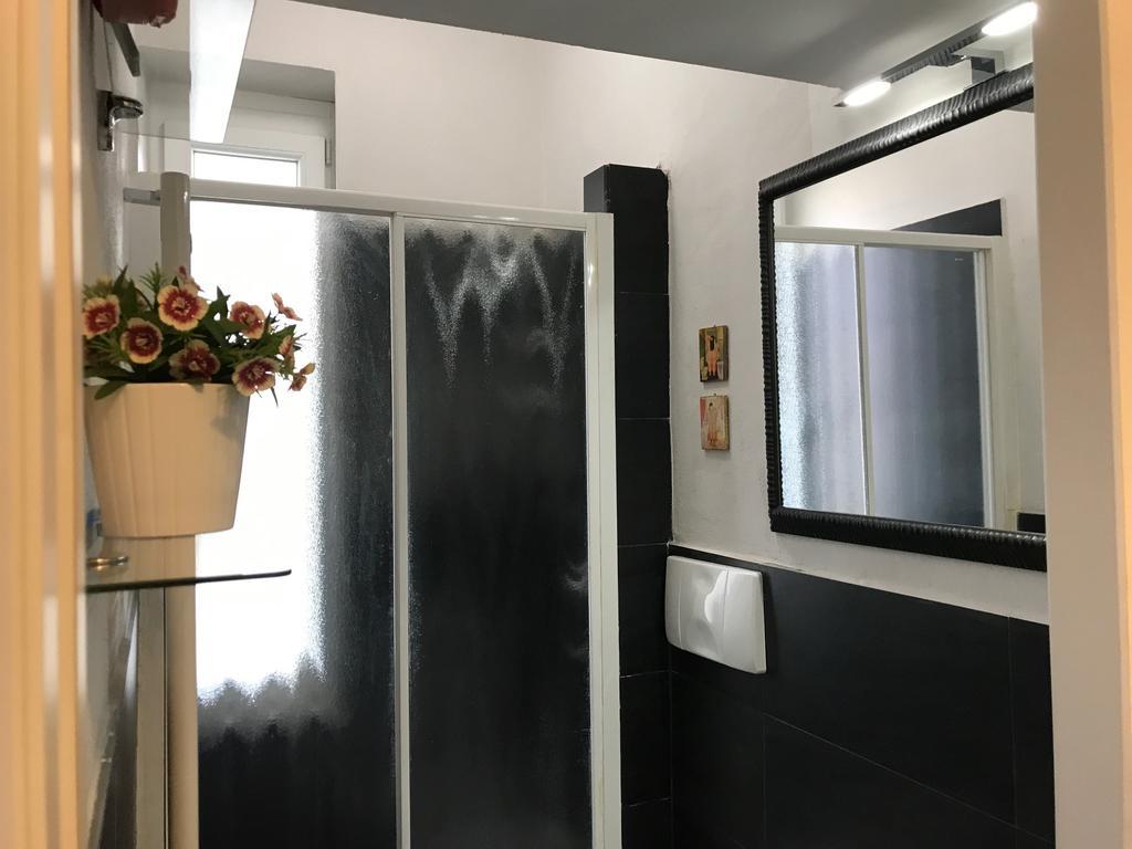 Kibilu - Via Confalonieri - Stazione Garibaldi - Zona Isola Milano Ngoại thất bức ảnh